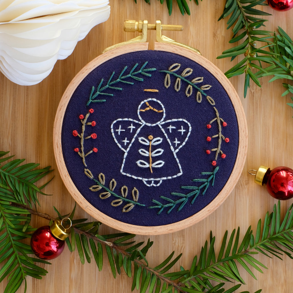 Коледна Кутия - Cozy Stitch